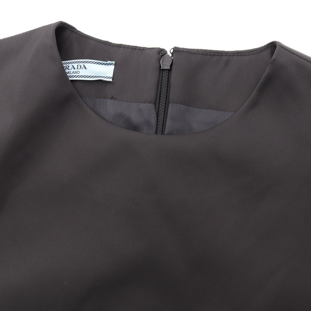 Re-Nylon ワンピース ナイロン ブラック プラダ