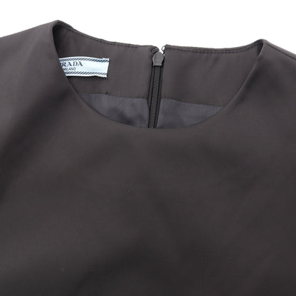 Re-Nylon ワンピース ナイロン ブラック プラダ