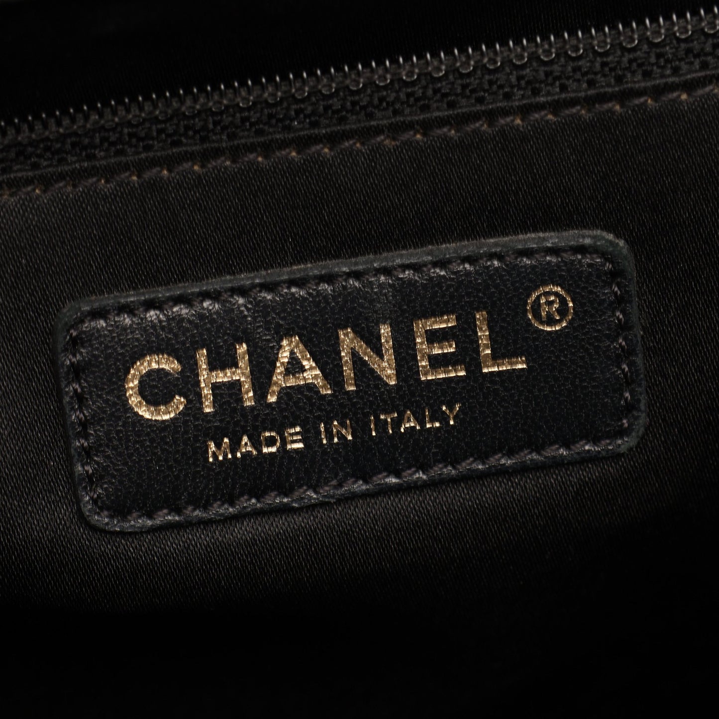 マトラッセ グランドショッピング GST チェーンショルダーバッグ チェーントートバッグ キャビアスキン ブラック ゴールド金具 シャネル