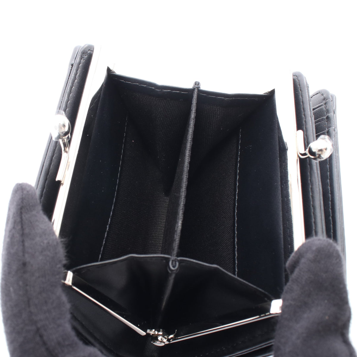 ANNIE WALLET WITH COIN POCKET がま口 二つ折り財布 フェイクレザー ブラック ヴィヴィアンウエストウッド 財布・小物 Vivienne Westwood