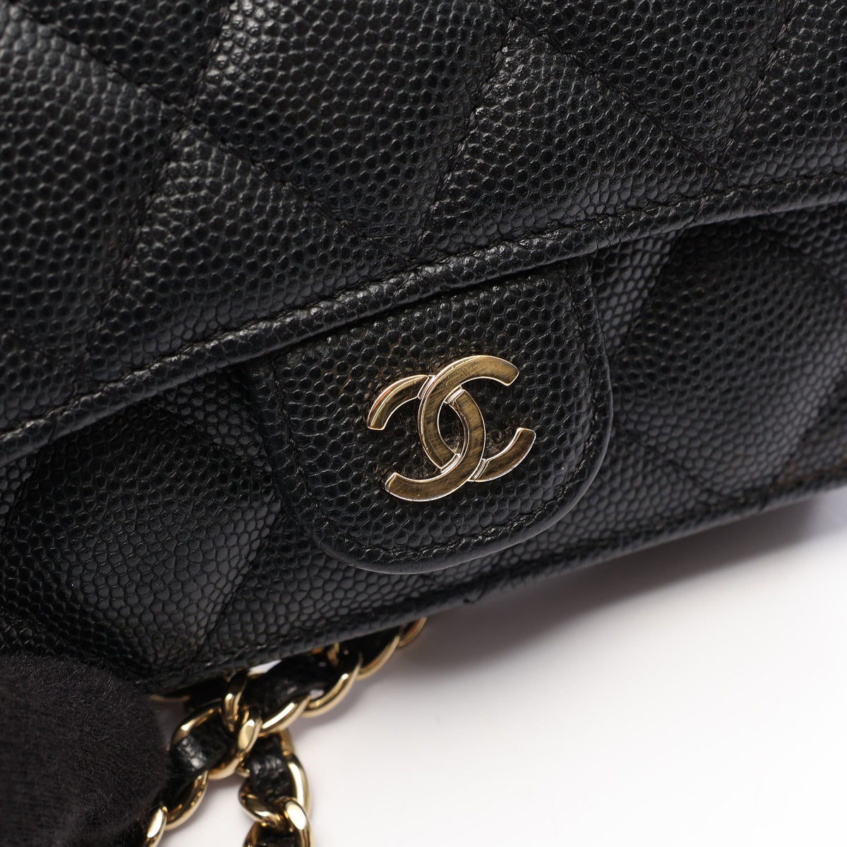 ミニマトラッセ チェーンショルダーバッグ キャビアスキン ブラック ゴールド金具 シャネル バッグ CHANEL