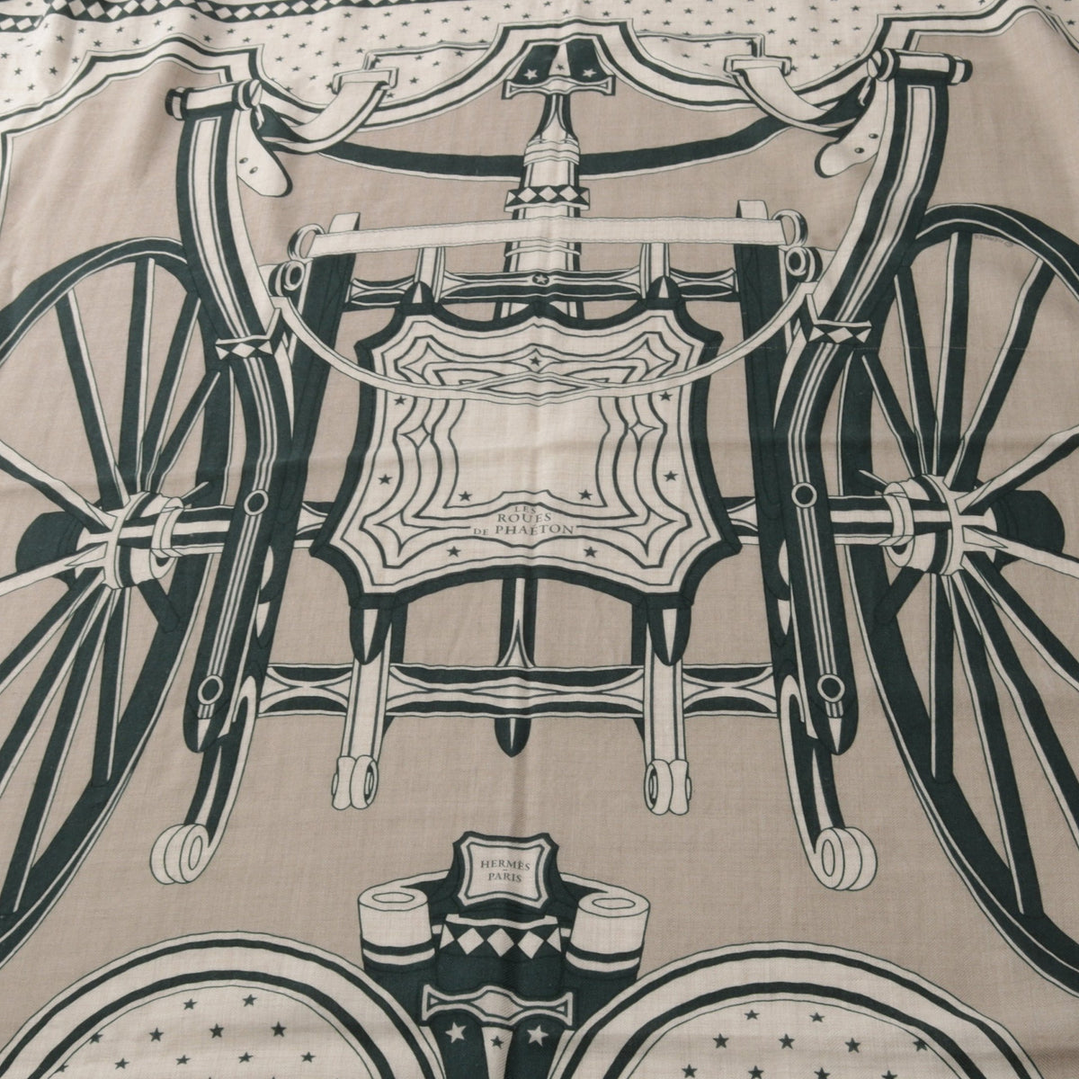 カレジェアン カレ140 Les Roues de Phaeton スカーフ ショール カシミヤ シルク グレー ダークグリーン ライトグレー エルメス