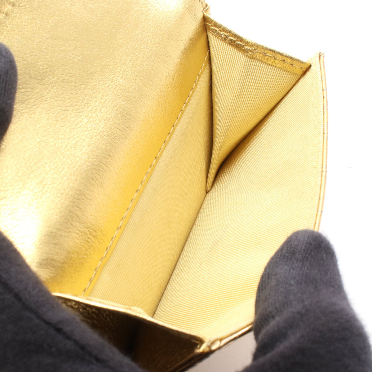 クラシック スモール ウォレット クロコ型押し 三つ折り財布 レザー ゴールド ゴールド金具 シャネル