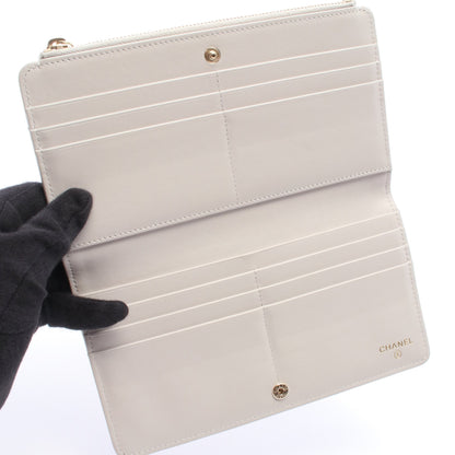 マトラッセ 二つ折り長財布 キャビアスキン ライトグレー ゴールド金具 シャネル