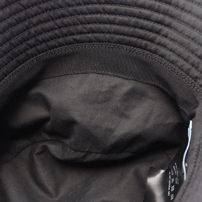 Re-Nylon 三角プレート バケット ハット ナイロン ブラック プラダ