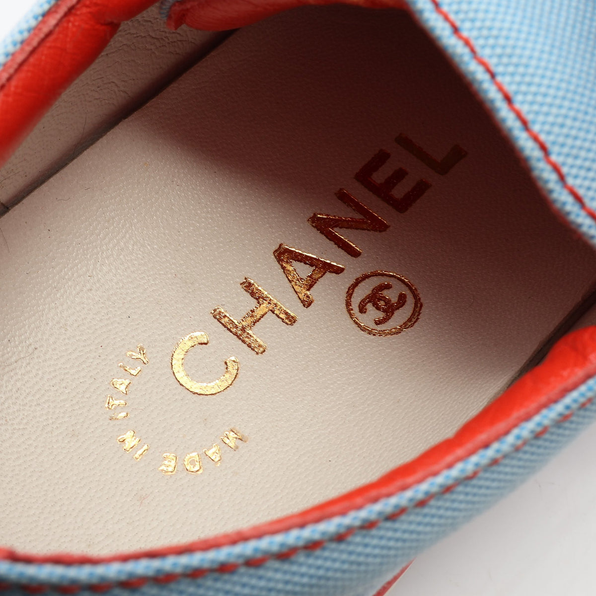 ローカットスニーカー キャンバス ライトブルー レッド シャネル シューズ CHANEL