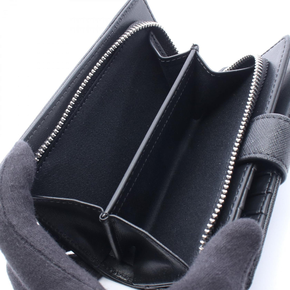 ZIP CARD WALLET オーブ 二つ折り財布 サフィアーノレザー ブラック ヴィヴィアンウエストウッド