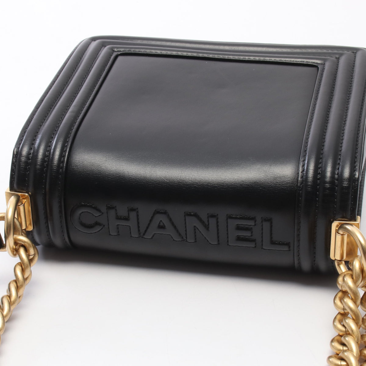 ボーイシャネル チェーンショルダーバッグ レザー ブラック ゴールド金具 シャネル
