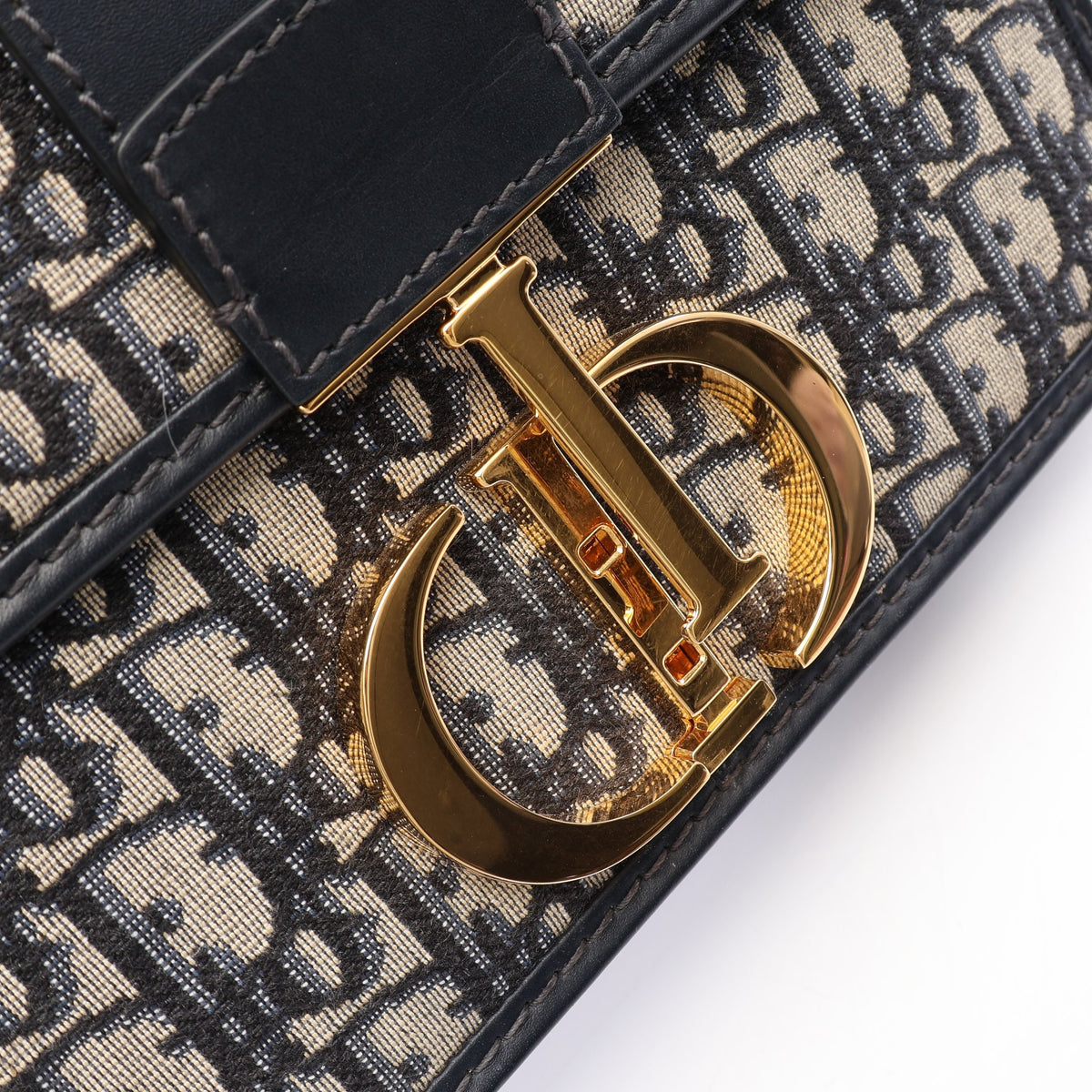 30 MONTAIGNE モンテーニュ ショルダーバッグ キャンバス レザー ベージュ ネイビー クリスチャンディオール バッグ Christian Dior