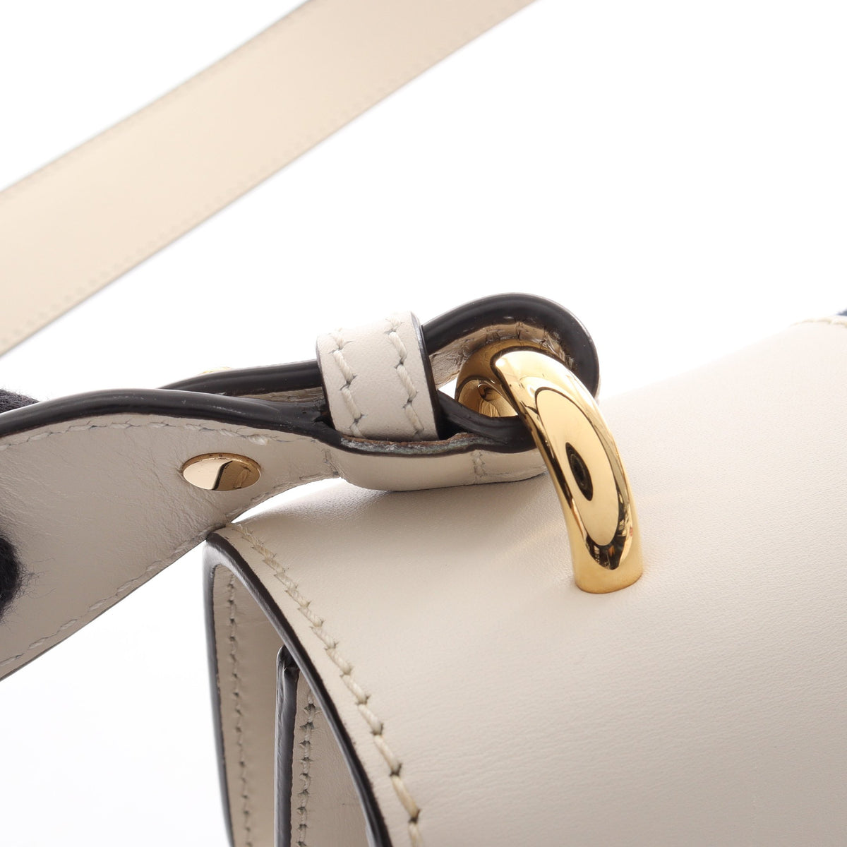 シルヴィ スモール ウェブライン 2WAY ショルダーバッグ レザー ホワイト ネイビー レッド グッチ バッグ GUCCI
