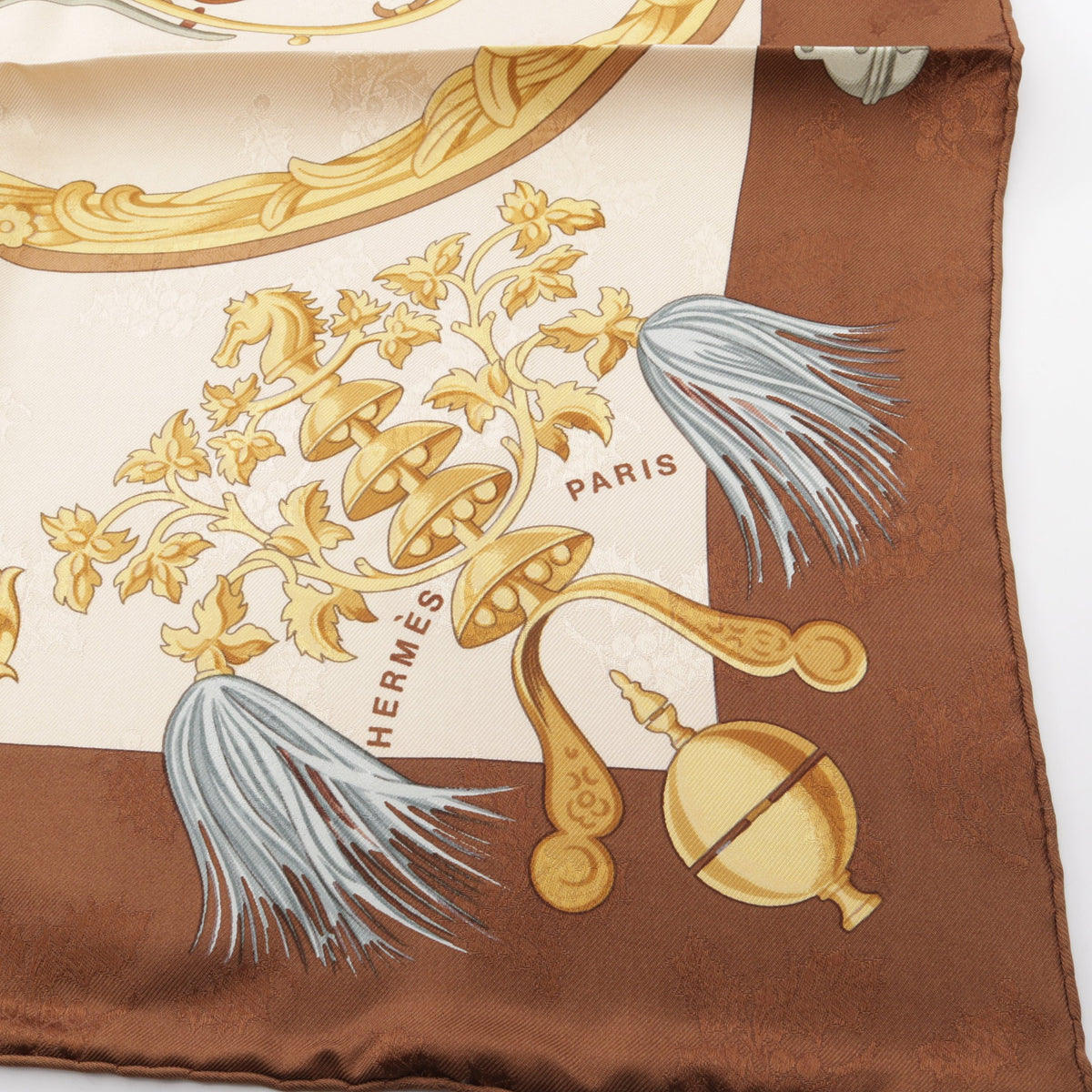 カレ90 Plumes et Grelots スカーフ シルク ライトベージュ ブラウン エルメス