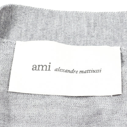 ロゴ刺繡 Vネック カーディガン ウール グレー アミアレクサンドルマテュッシ トップス AMI Alexandre Mattiussi