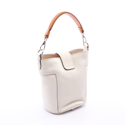 ダブルT バケットバッグ 2WAY ハンドバッグ レザー ホワイト ライトブラウン トッズ バッグ TOD'S