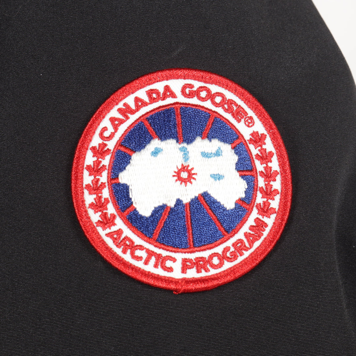 CHATEAU PARKA シャトーパーカー フード付き ダウンジャケット コットン ブラック カナダグース