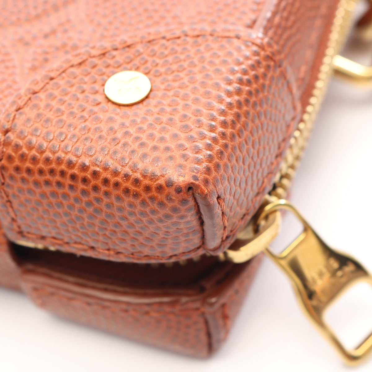 LOUIS VUITTON × NBA ソフトトランク モノグラム ショルダーバッグ レザー ブラウン ルイヴィトン