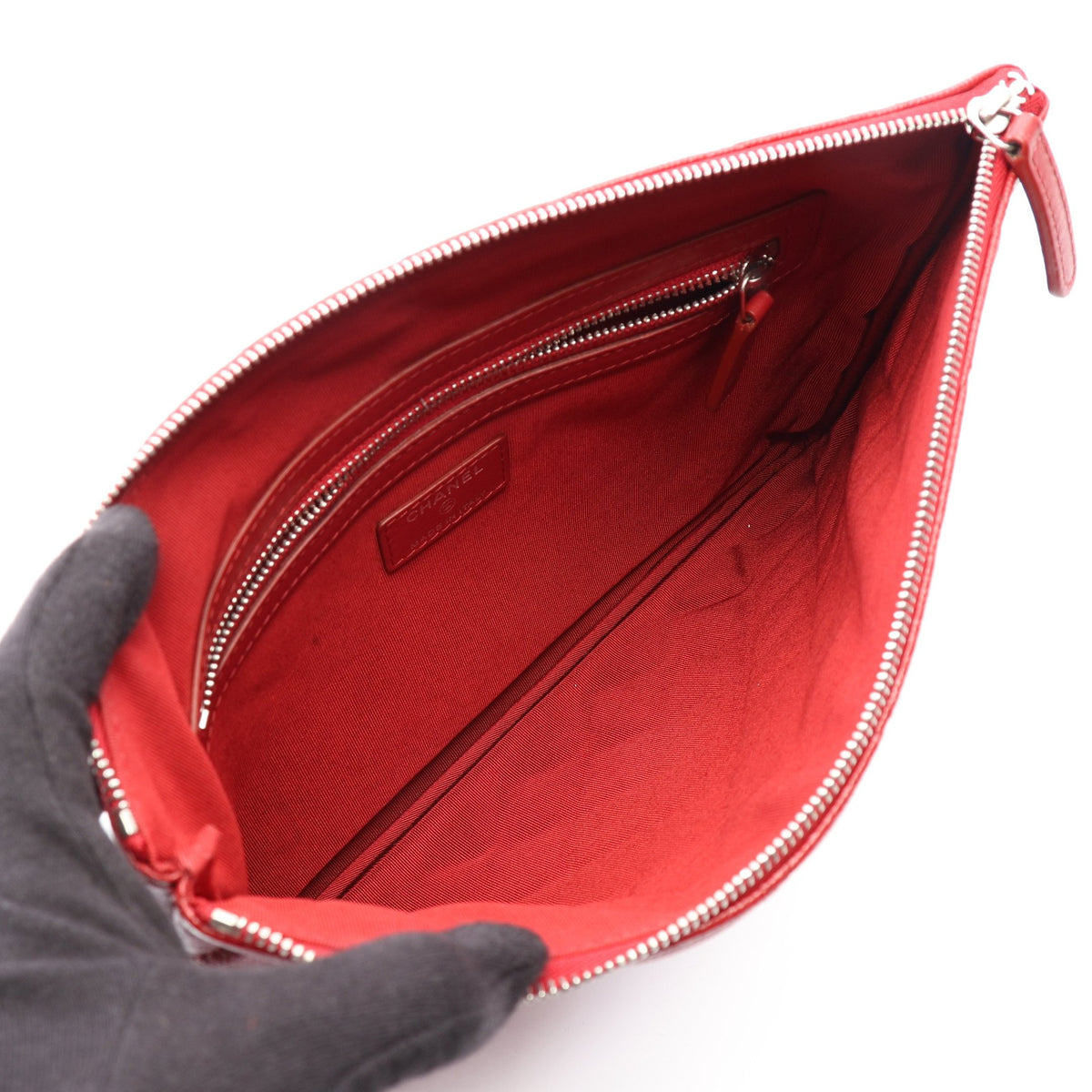 マトラッセ クラッチバッグ キャビアスキン レッド シルバー金具 シャネル