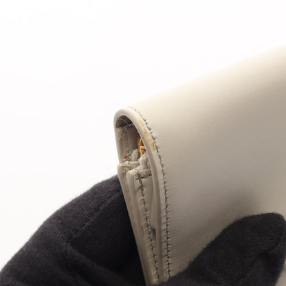 コンチネンタルウォレット 三つ折り長財布 レザー アイボリー ボッテガヴェネタ