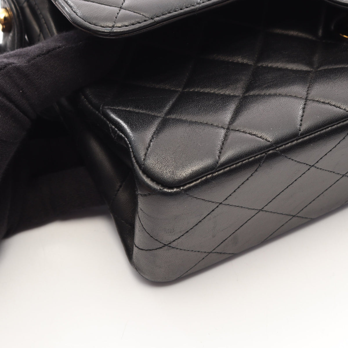 マトラッセ Wフェイス ハンドバッグ ラムスキン ブラック ゴールド金具 シャネル