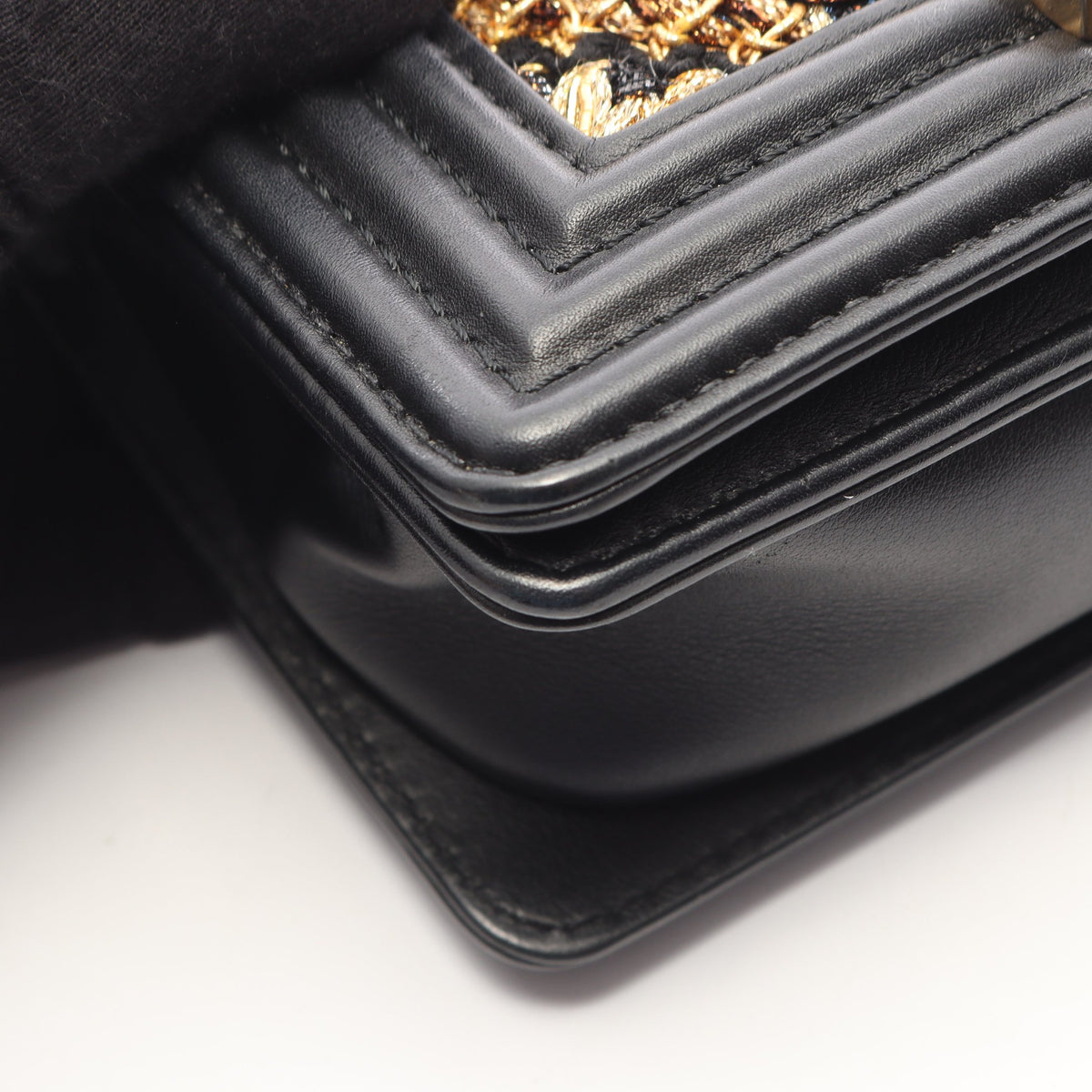 ボーイシャネル スモール チェーンショルダーバッグ ラムスキン ラメ ブラック ゴールド ゴールド金具 シャネル