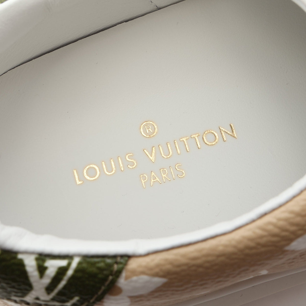 タイムアウトライン モノグラム スニーカー PVC ベージュ ルイヴィトン シューズ LOUIS VUITTON