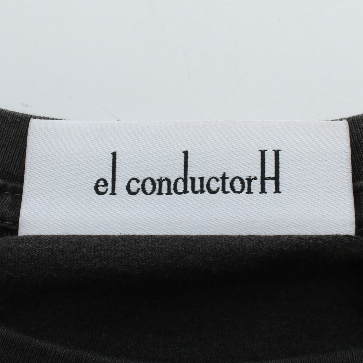 el conductorH × DADA × THE HOPE 半袖Tシャツ コットン ダークグレー コンダクター トップス el conductorH