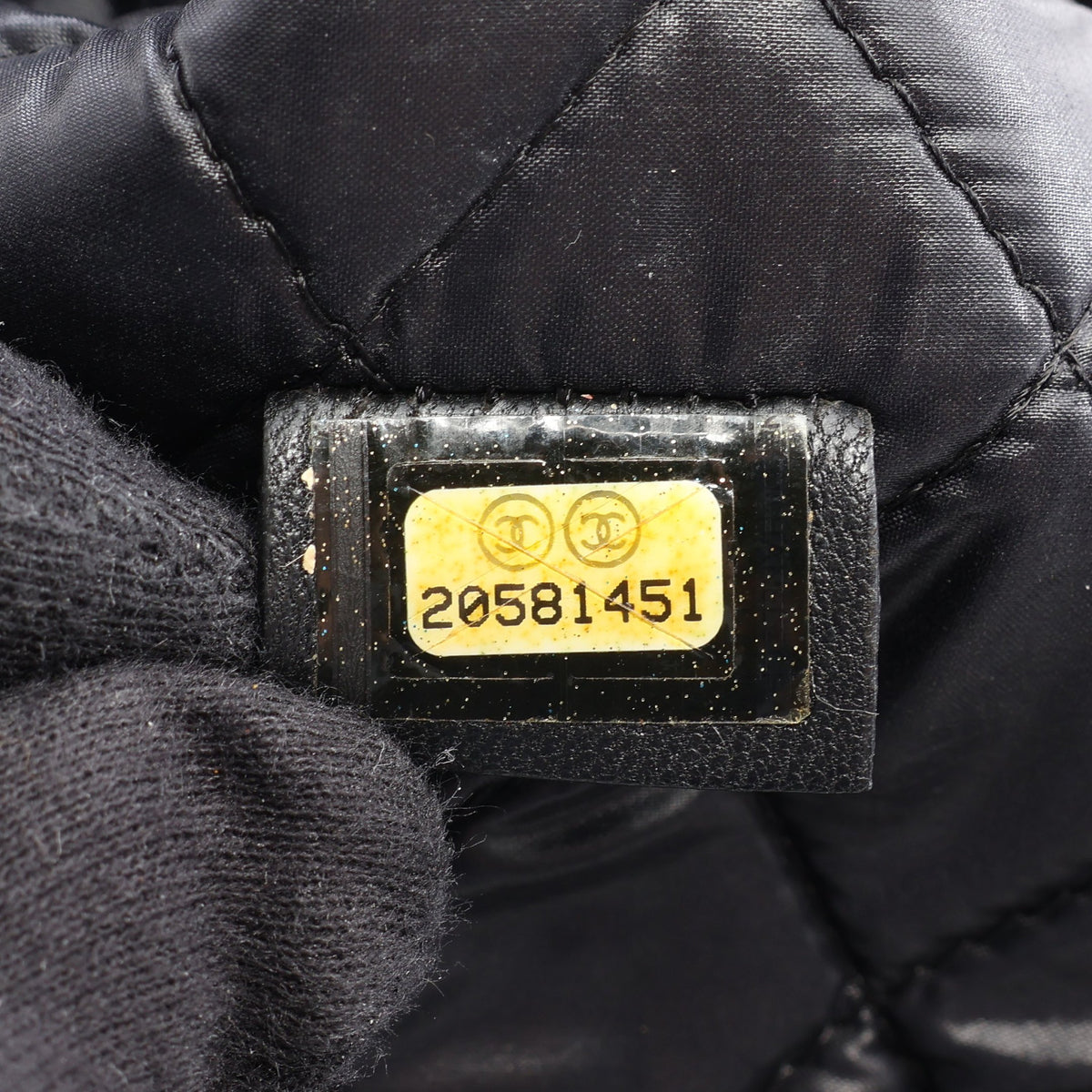 マトラッセ クラッチバッグ エナメルレザー ブラック シルバー金具 シャネル