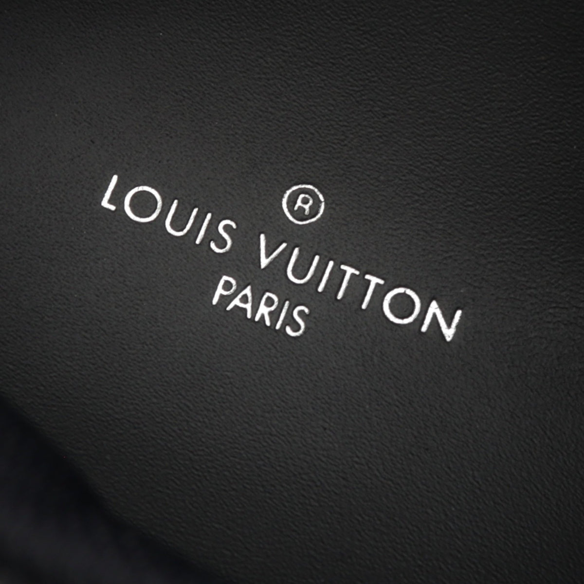 LVアークライトライン モノグラム スニーカー ファブリック PVC レザー ブラック ブラウン ルイヴィトン シューズ LOUIS VUITTON