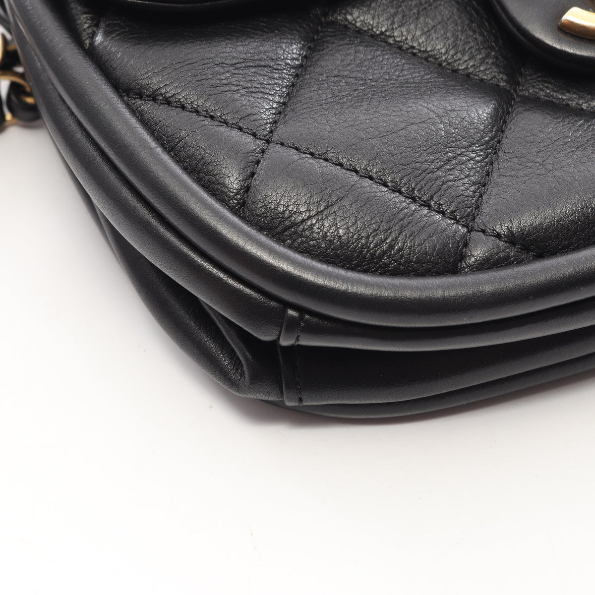 マトラッセ 2WAY チェーンショルダーバッグ ラムスキン ブラック ゴールド金具 シャネル