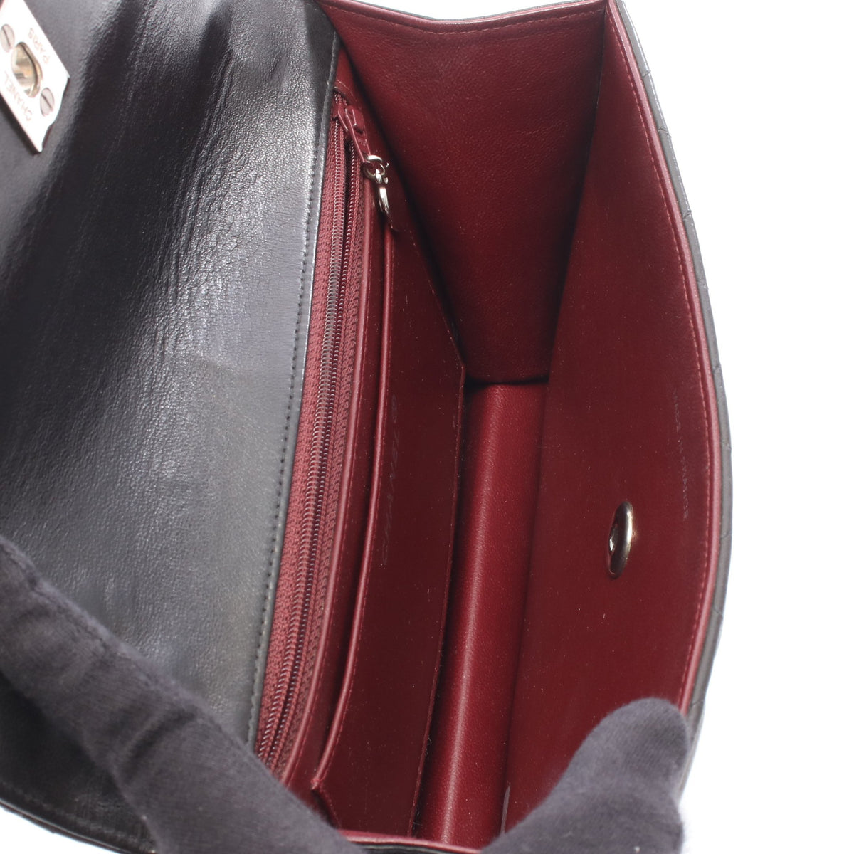 マトラッセ ショルダーバッグ ラムスキン ブラック シルバー金具 シャネル