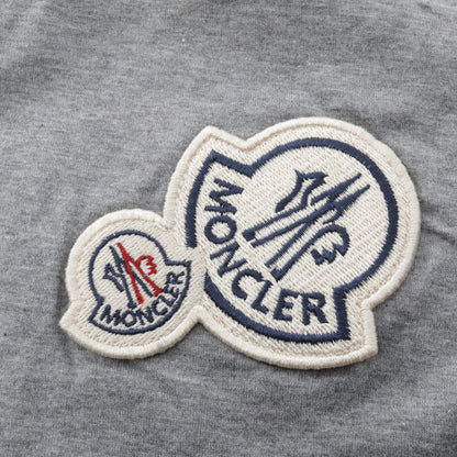 ロゴワッペン 半袖Tシャツ コットン グレー モンクレール トップス MONCLER