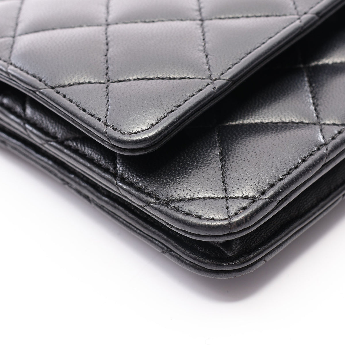 マトラッセ チェーンウォレット ラムスキン ブラック シルバー金具 シャネル