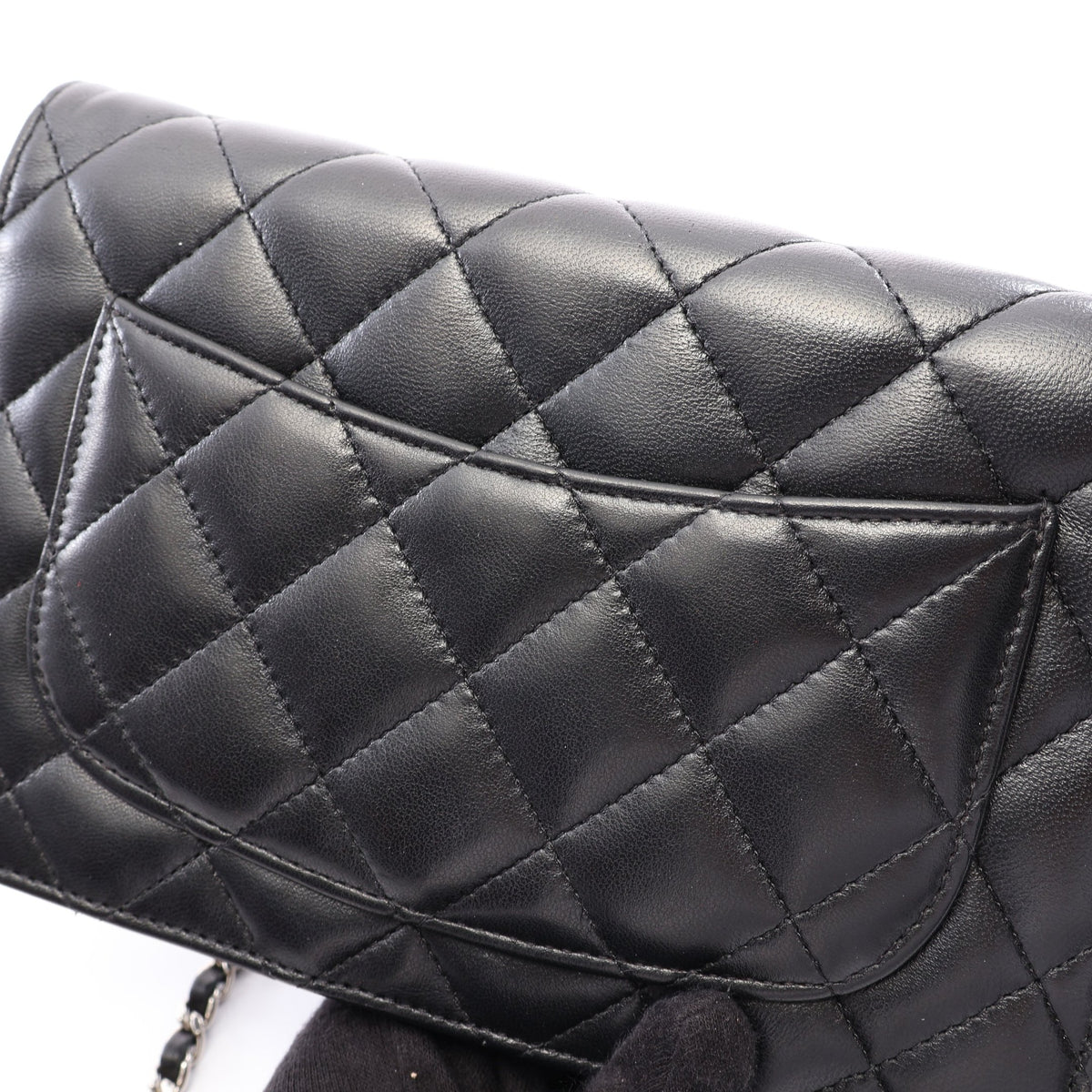 マトラッセ チェーンウォレット ラムスキン ブラック シルバー金具 シャネル