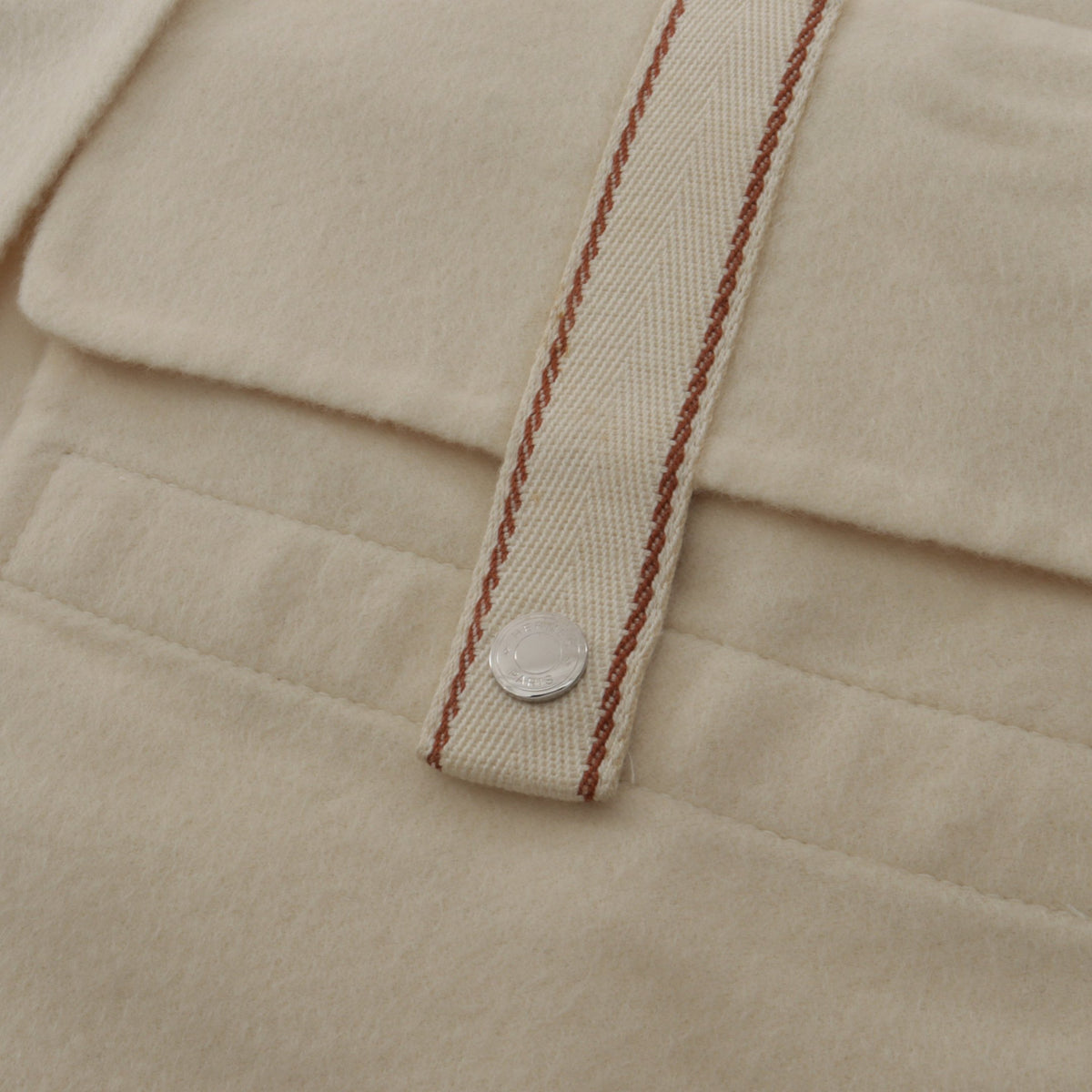 セリエボタン ロング ベスト カシミヤ オフホワイト エルメス トップス HERMES