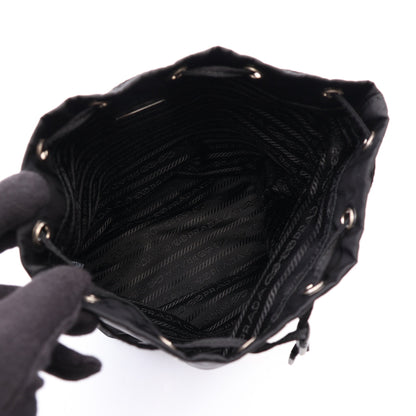VELA Re-Nylon ポーチ ナイロン サフィアーノレザー ブラック プラダ