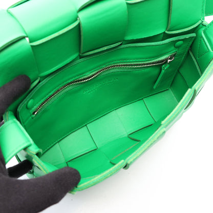 カセット クロスボディ マキシイントレチャート ショルダーバッグ レザー グリーン ボッテガヴェネタ