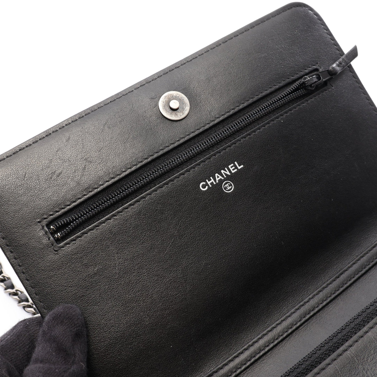シェブロン Vステッチ チェーンウォレット レザー ブラック シルバー金具 シャネル