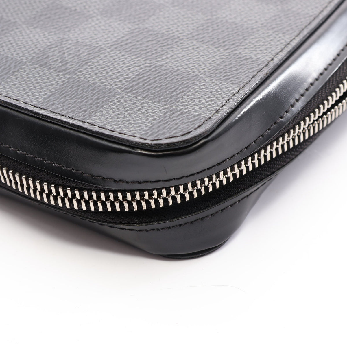 ジッピーXL ダミエグラフィット トラベルケース ラウンドファスナー長財布 PVC レザー ブラック ルイヴィトン 財布・小物 LOUIS VUITTON