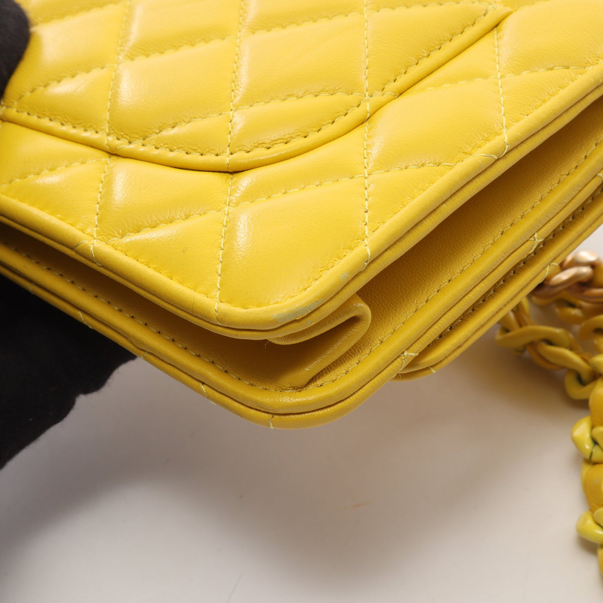 マトラッセ コンビ金具 チェーンウォレット ラムスキン イエロー シャネル バッグ CHANEL