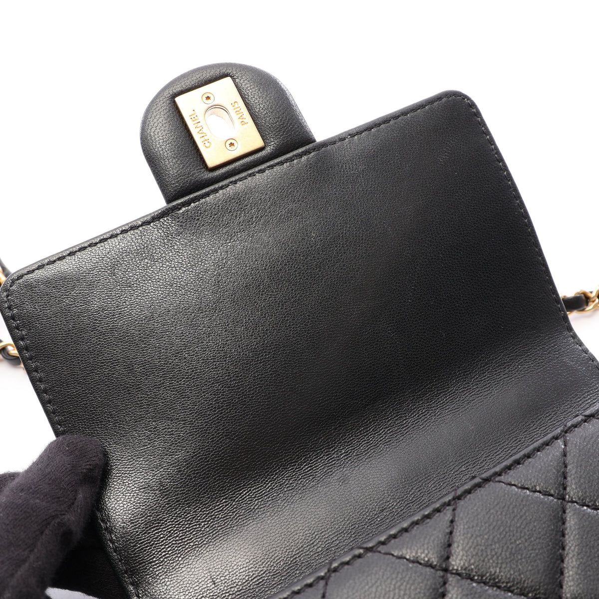 マトラッセ チェーンショルダーバッグ レザー ブラック ゴールド金具 シャネル