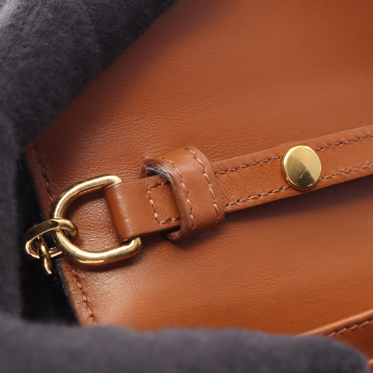 トリオンフ マイヨン チェーンウォレット PVC レザー ブラウン ブラック セリーヌ バッグ CELINE
