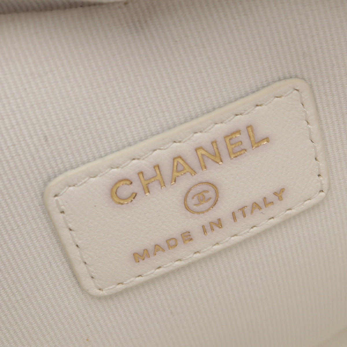 マトラッセ ハート チェーンベルトバッグ ウエストバッグ ラムスキン ホワイト ゴールド金具 シャネル バッグ CHANEL