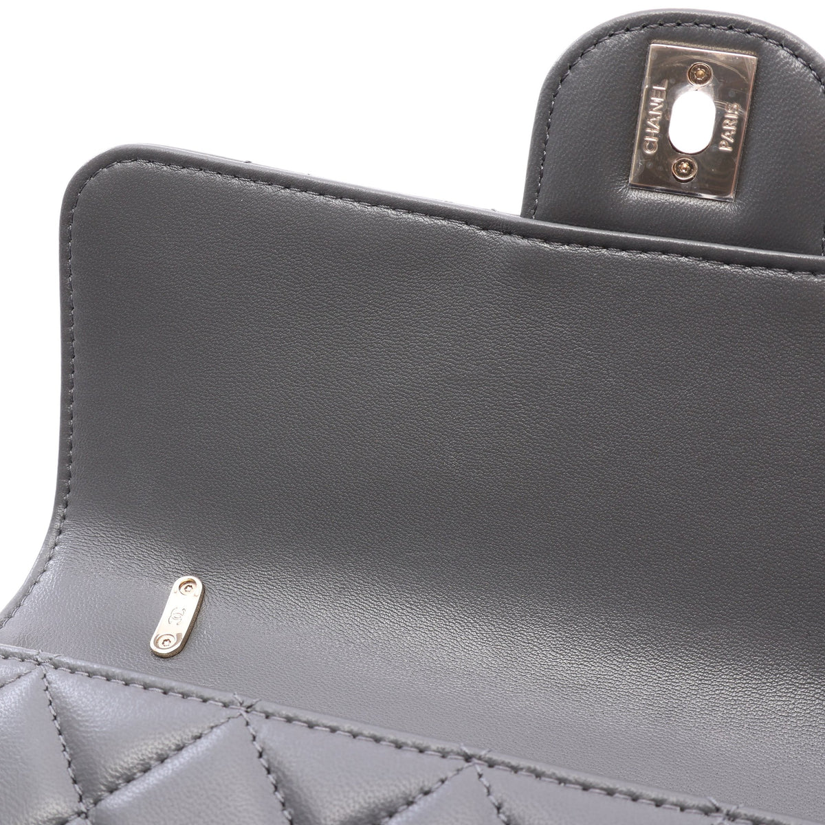 マトラッセ フラップ 2WAY チェーンショルダーバッグ ラムスキン グレー ゴールド金具 シャネル バッグ CHANEL