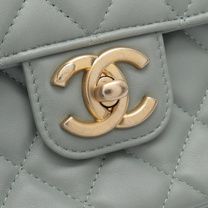 ミニマトラッセ チェーンショルダーバッグ ラムスキン ブルーグレー ゴールド金具 シャネル バッグ CHANEL