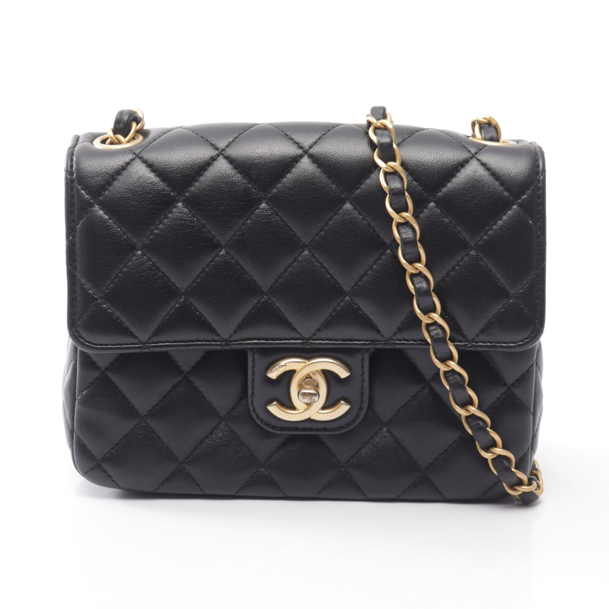 マトラッセ チェーンショルダーバッグ ラムスキン ブラック ゴールド金具 シャネル バッグ CHANEL