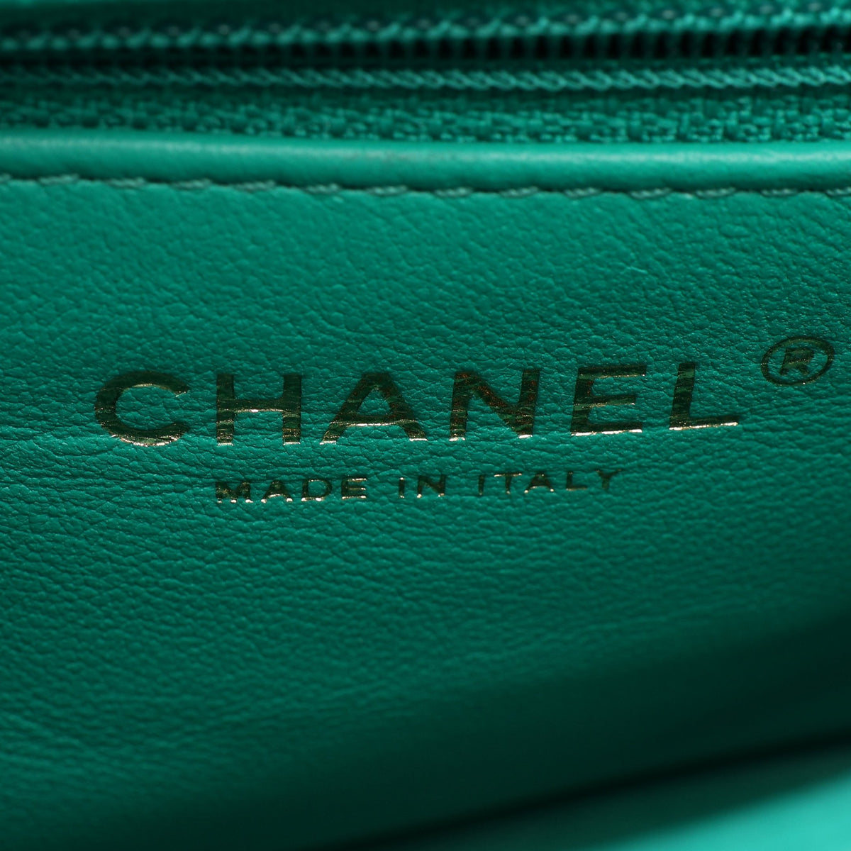 マトラッセ チェーンショルダーバッグ キャビアスキン グリーン ゴールド金具 シャネル バッグ CHANEL