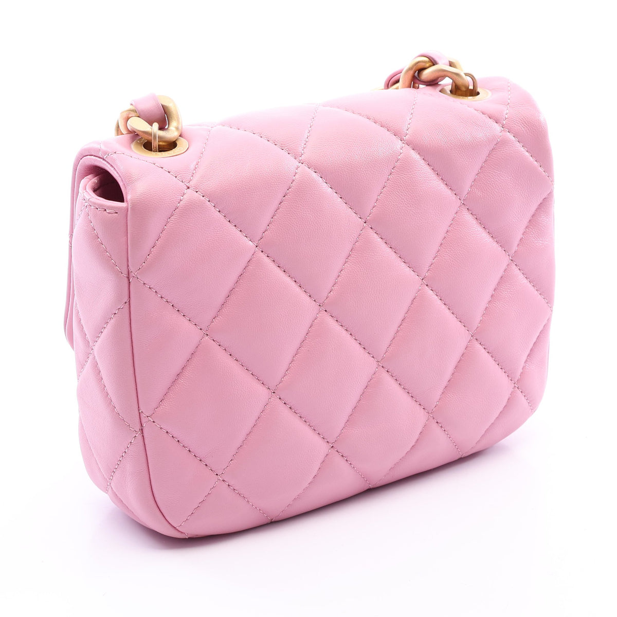 マトラッセ コンビ金具 チェーンショルダーバッグ ラムスキン ピンク シャネル バッグ CHANEL
