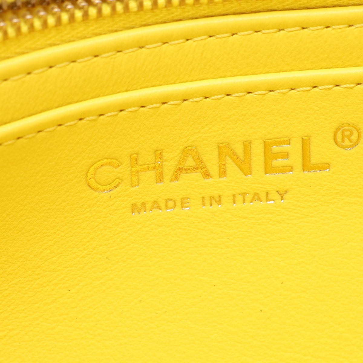 マトラッセ ミニ フラップバッグ チェーンショルダーバッグ ラムスキン イエロー ゴールド金具 シャネル バッグ CHANEL
