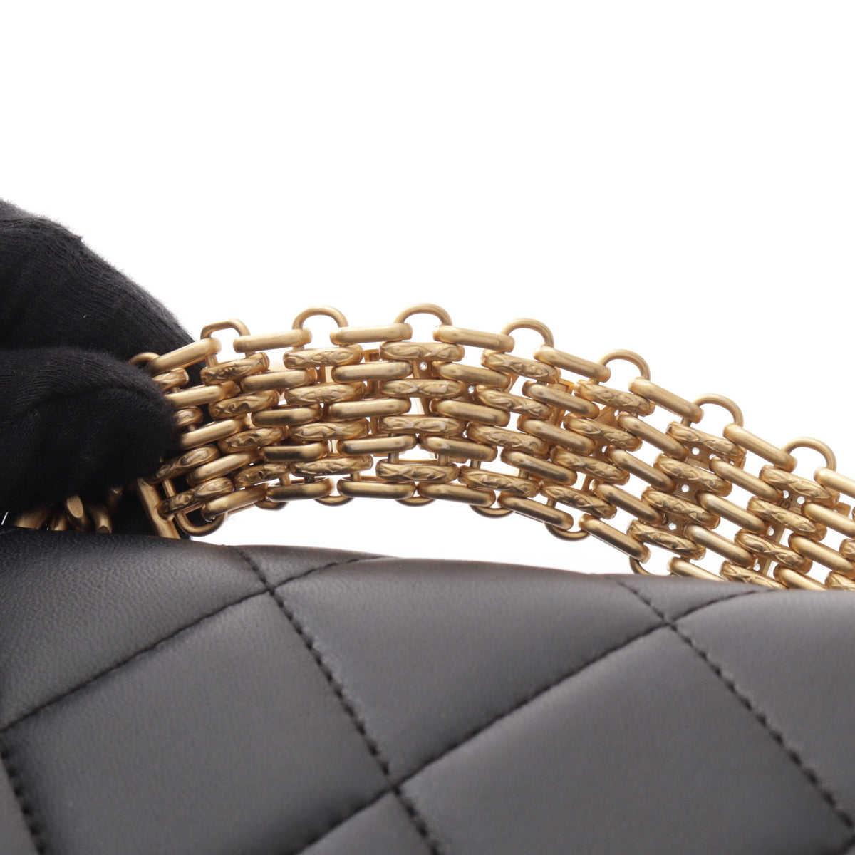マトラッセ ミニフラップ 2WAY チェーンショルダーバッグ ラムスキン ブラック ゴールド金具 シャネル バッグ CHANEL