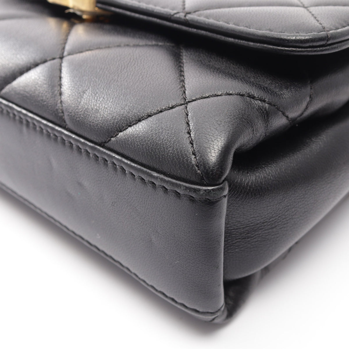 マトラッセ ミニフラップ 2WAY チェーンショルダーバッグ ラムスキン ブラック ゴールド金具 シャネル バッグ CHANEL