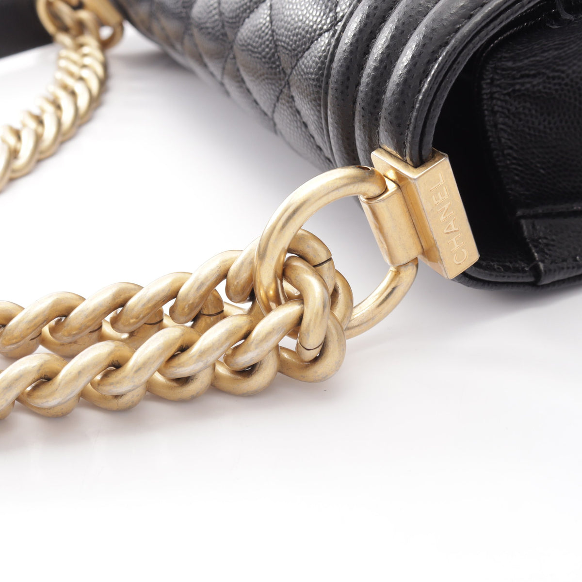 ボーイシャネル スモール チェーンショルダーバッグ キャビアスキン ブラック ゴールド金具 シャネル バッグ CHANEL